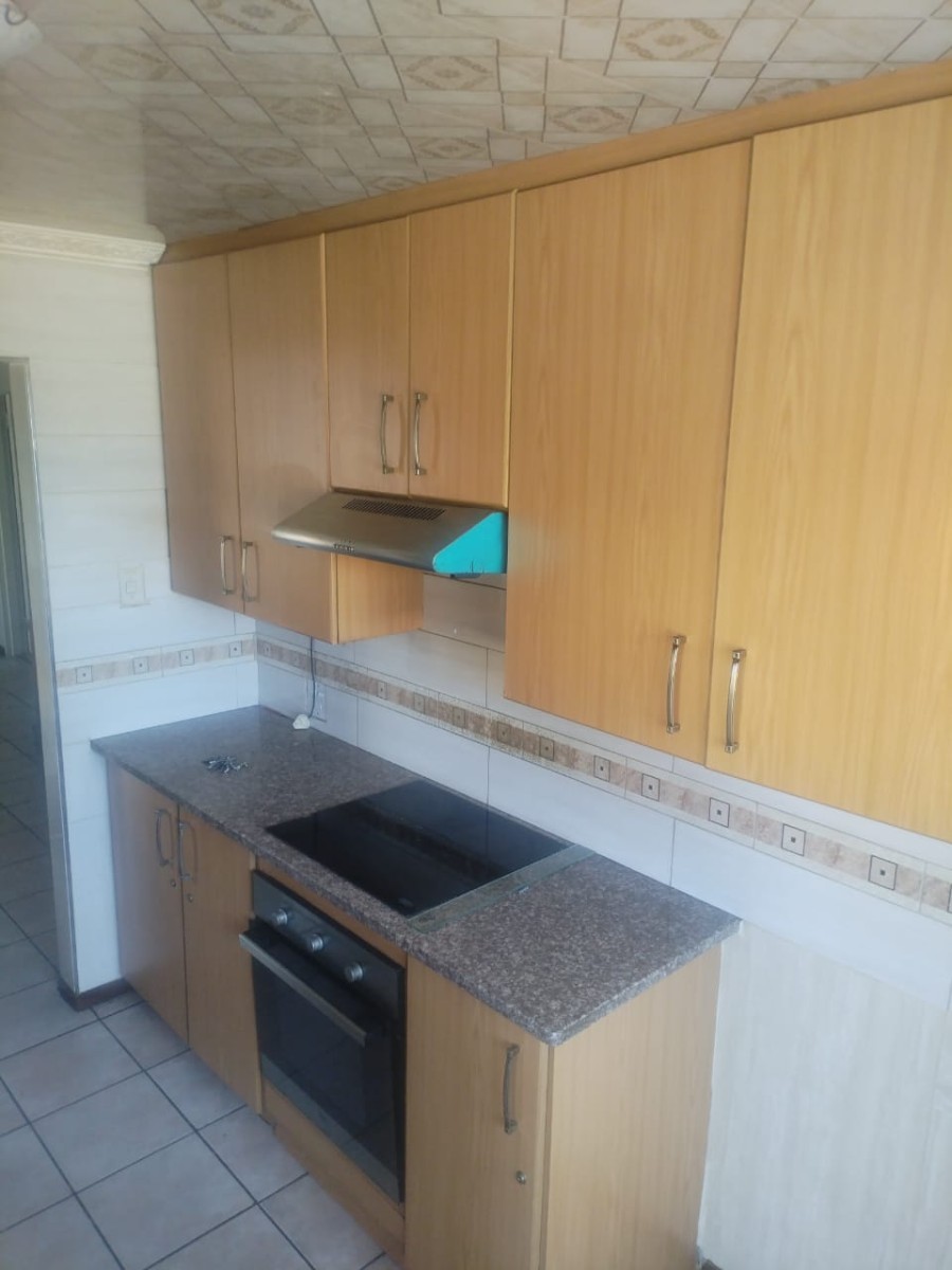 House for sale in Kwadwesi, Port Elizabeth, 235 m²