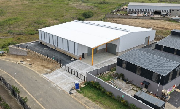 Warehouse for rent in Shakaskraal, Ballito, KwaZulu Natal, 1800 m²