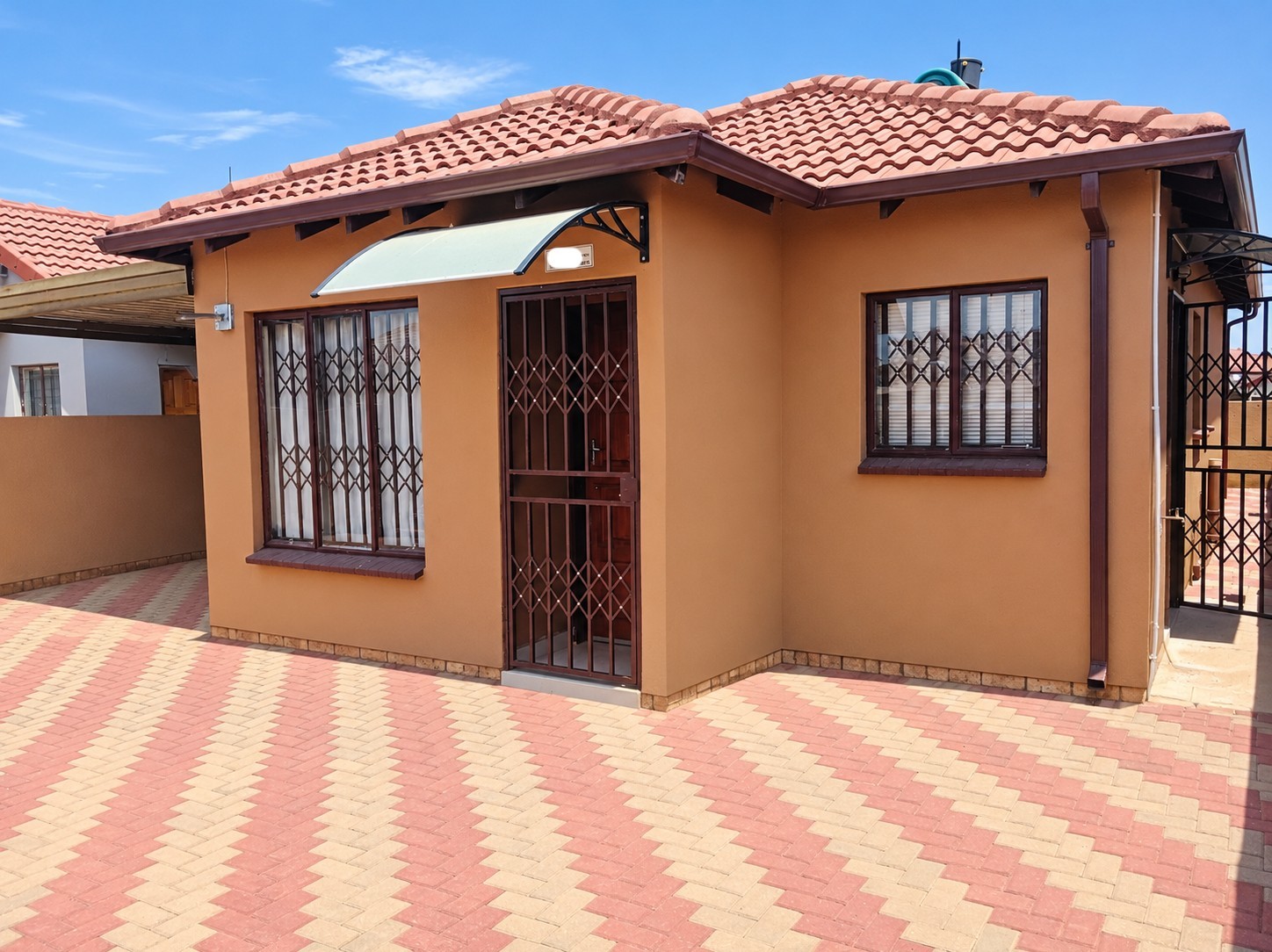 House for rent in Soshanguve VV, Soshanguve, 56 m²