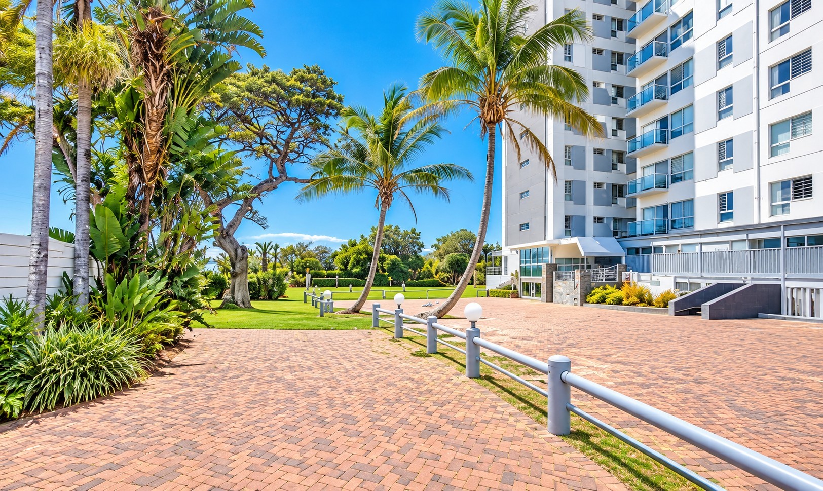Apartment for sale in Beacon Rocks, Margate, KwaZulu Natal, 85 m²