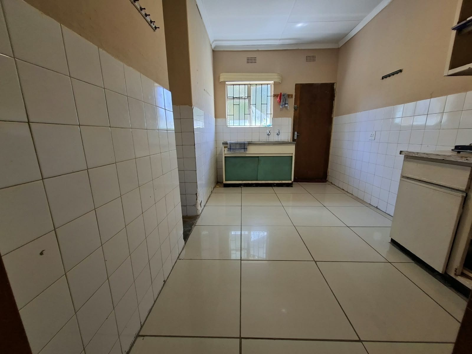 House for sale in Burgershoop, Krugersdorp, 248 m²