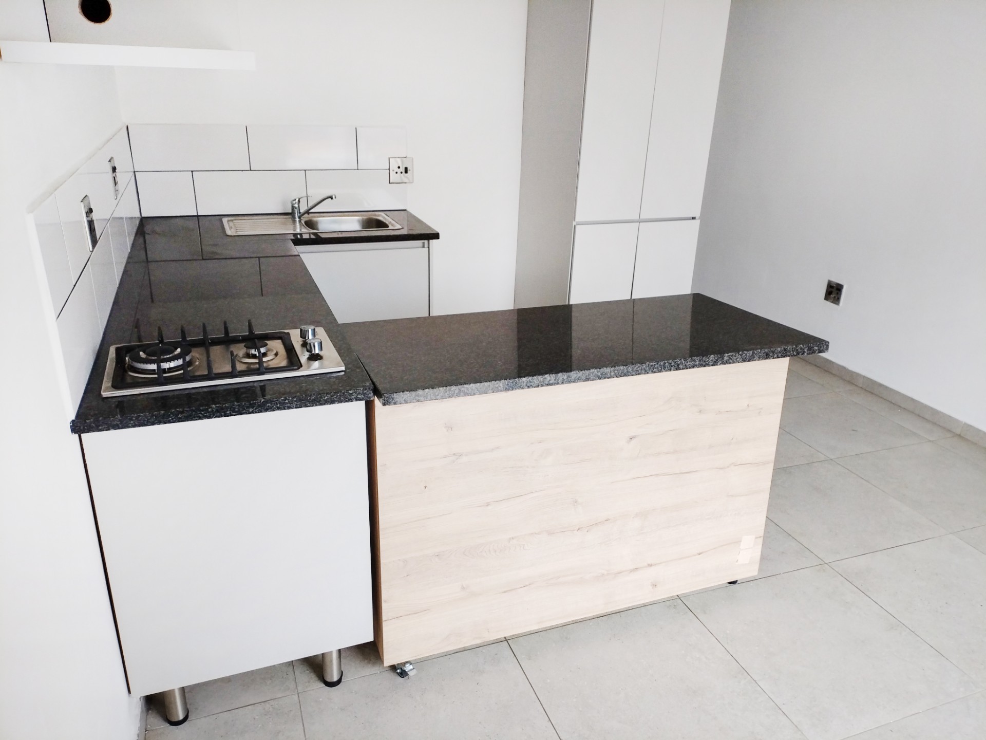 Apartment for sale in Ferndale, Randburg, 37 m²