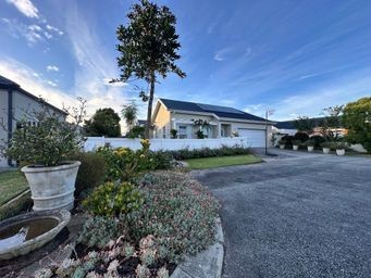 House for sale in George, Kraaibosch Country Estate, 5 Palmiet Close, George, Western Cape, 225 m²