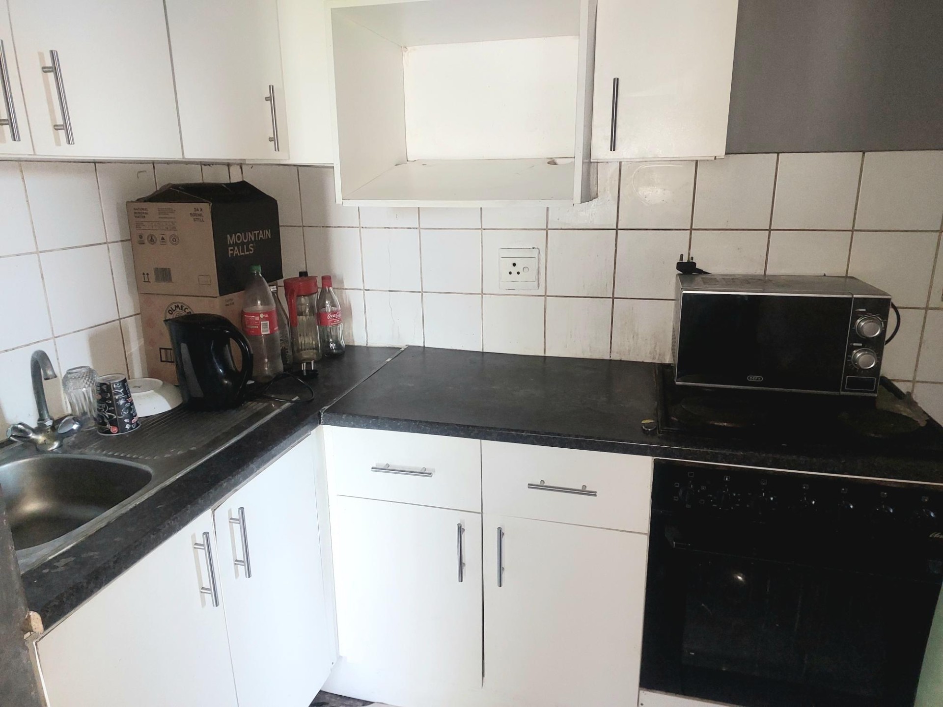 Apartment for sale in Sanlamhof, Bellville, 32 m²