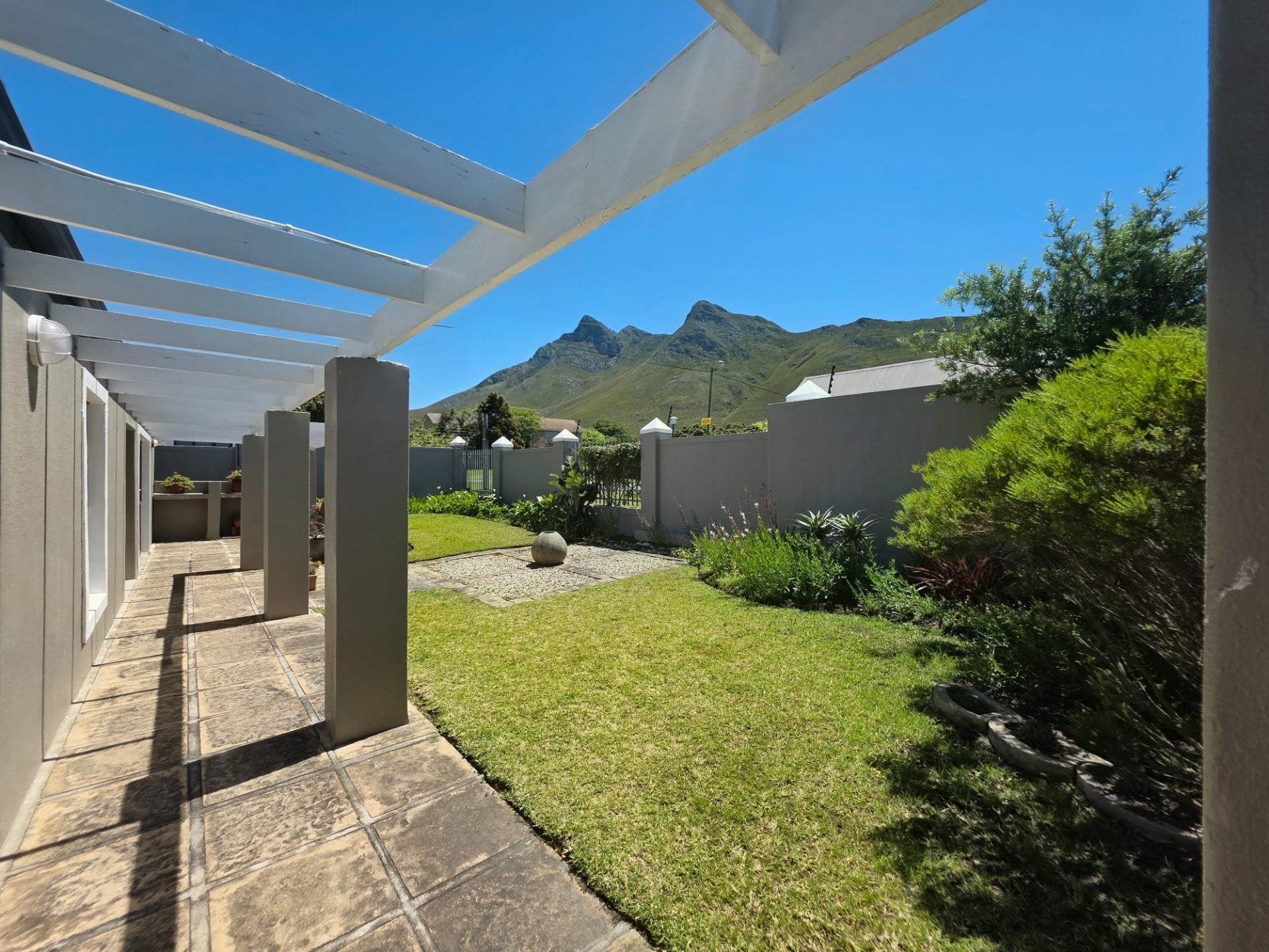House for sale in Kleinmond Central, Kleinmond, 57 12th Avenue, Kleinmond Central, Kleinmond, Western Cape, 167 m²