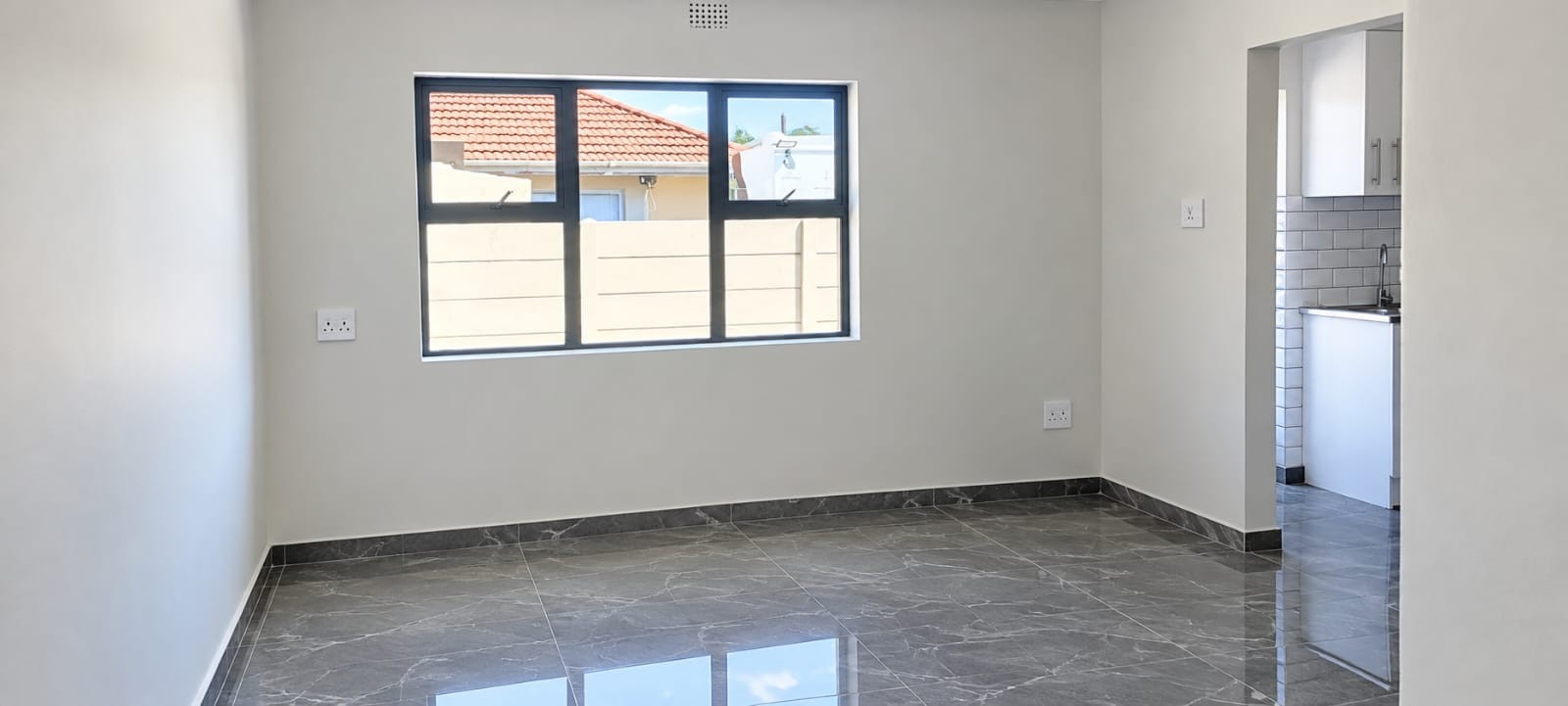Apartment for rent in Steenberg, Cape Town, 60 m²