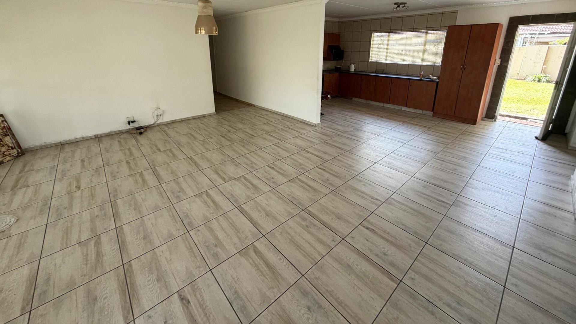 House for sale in Sonneveld, Brakpan, 120 m²