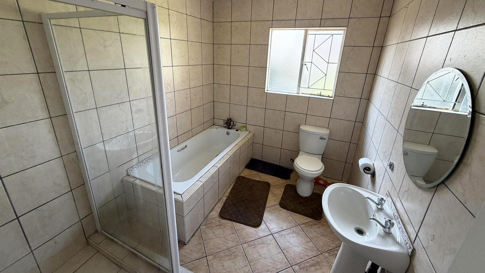 House for sale in Sonneveld, Brakpan, 120 m²
