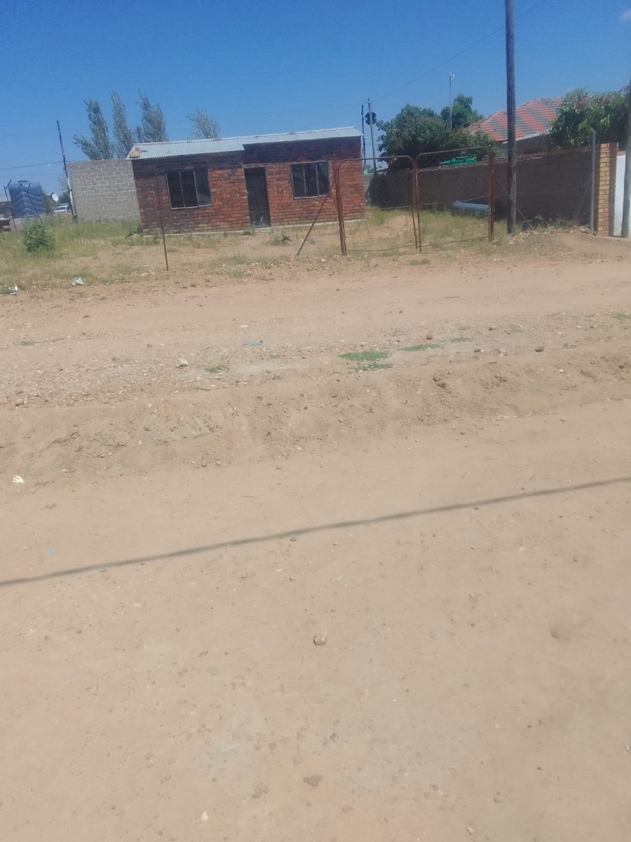 House for sale in Polokwane Ext 76, Polokwane, 400 m²