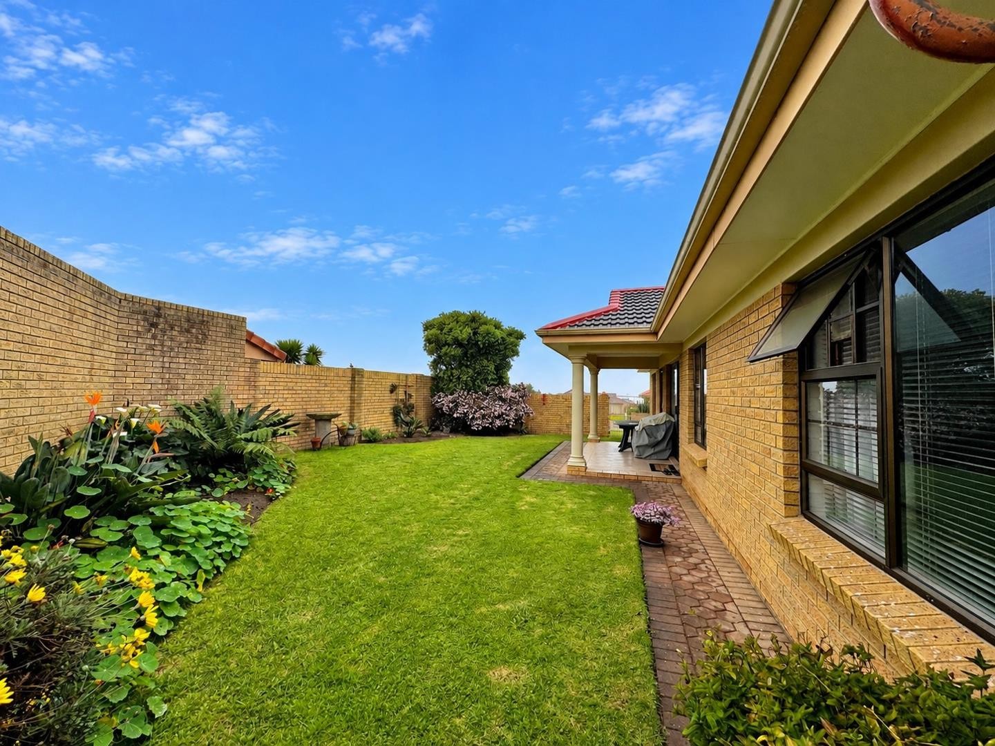 House for sale in Heiderand, Mossel Bay, 150 m²