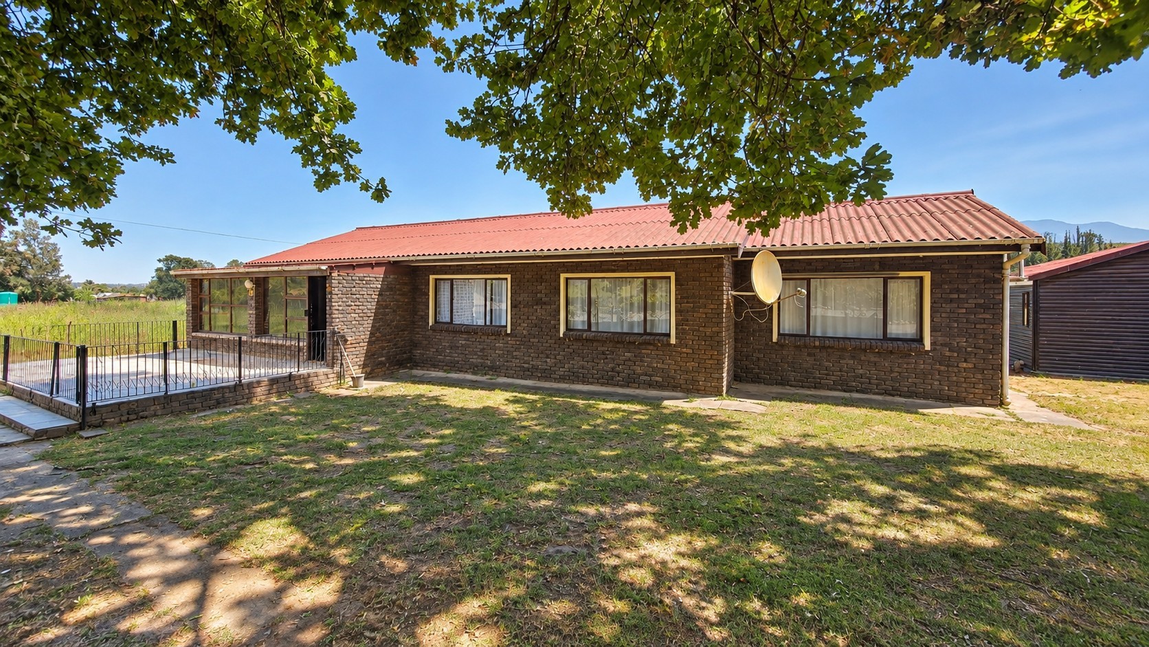 House for sale in Swellendam, 1200 m²