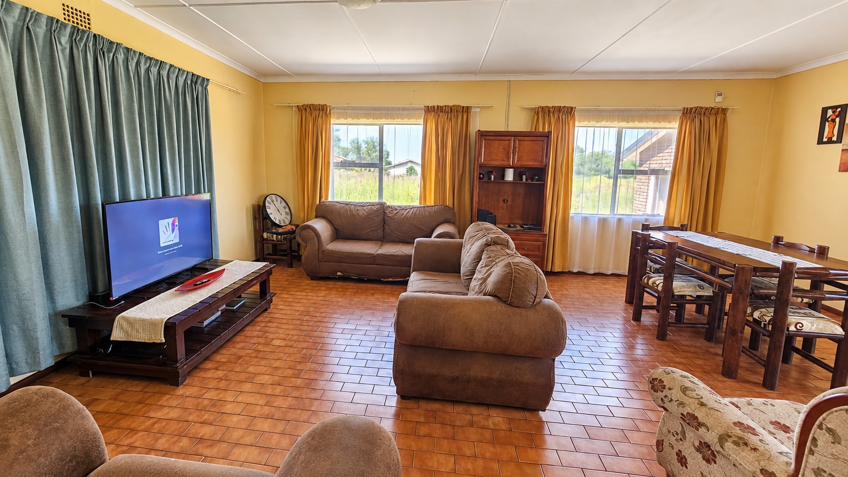 House for sale in Swellendam, 1200 m²
