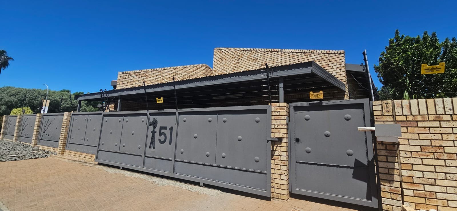 House for sale in El Toro Park, Kimberley, 482 m²