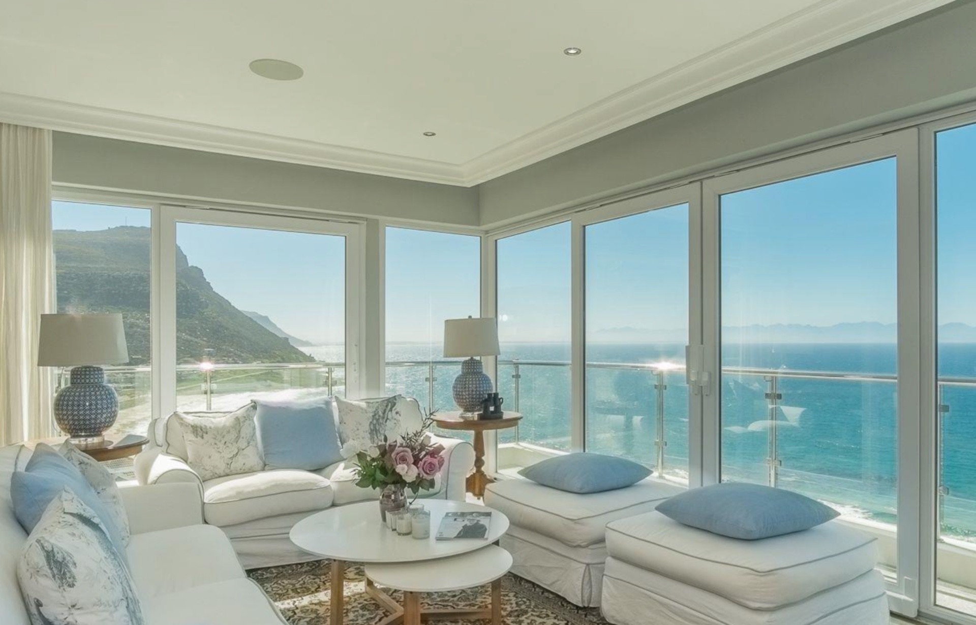 House for sale in Cairnside, Simons Town, 879 m²