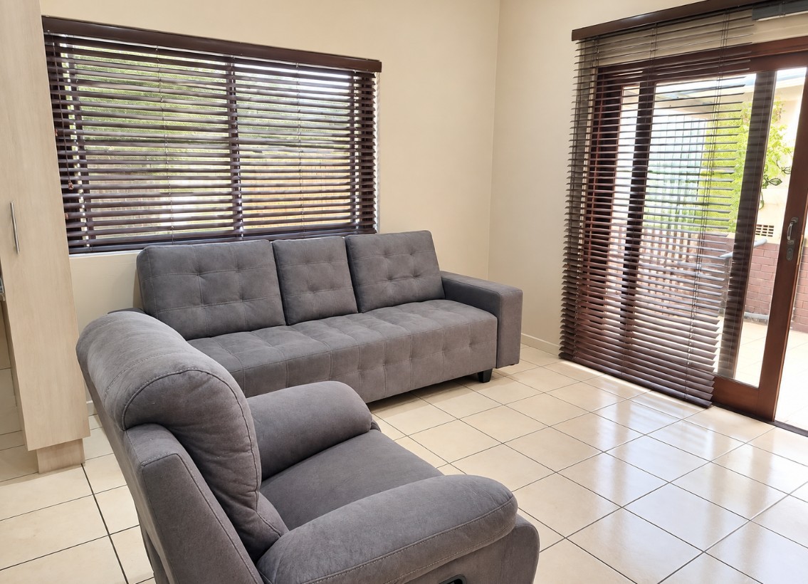 Apartment for rent in Florida Park, Roodepoort, 2327 m²