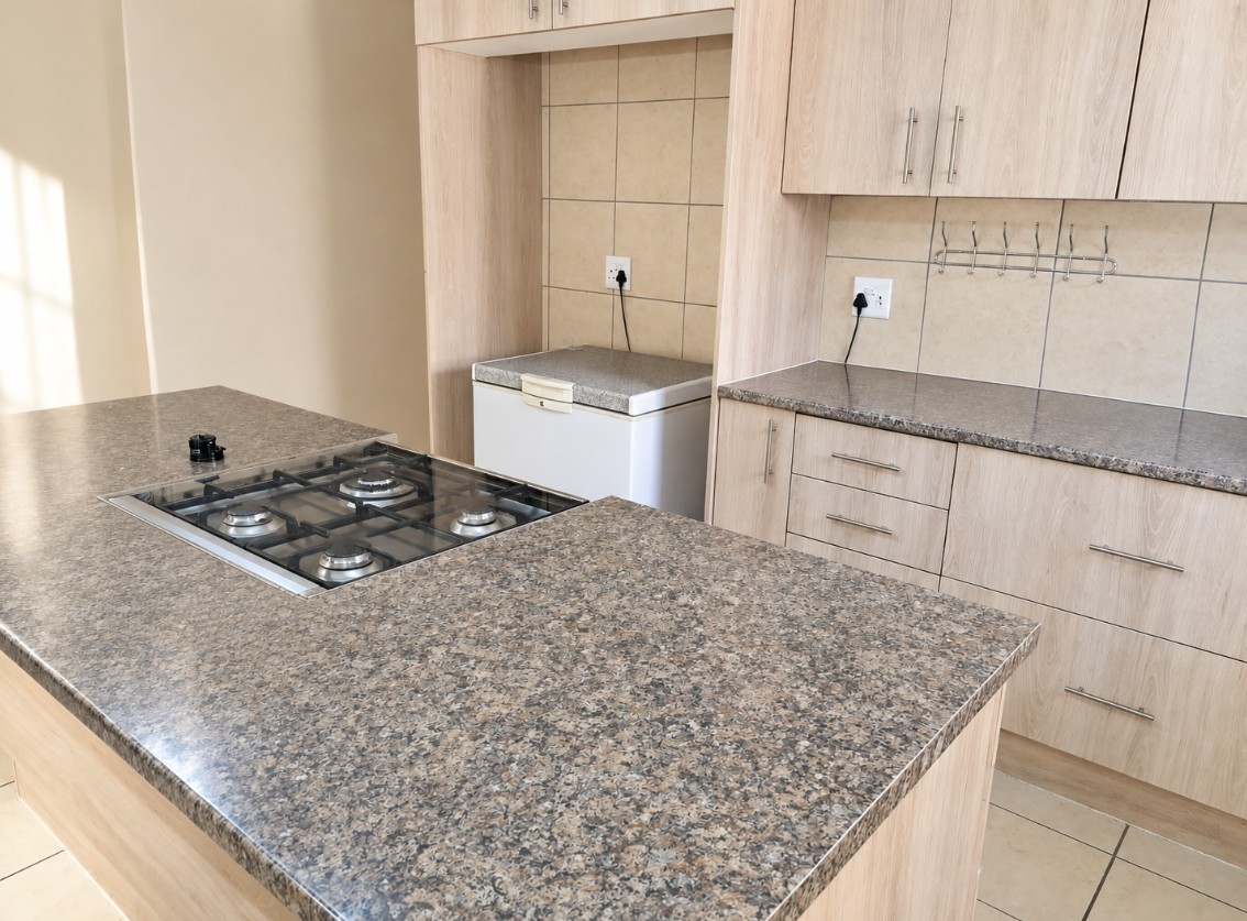 Apartment for rent in Florida Park, Roodepoort, 2327 m²
