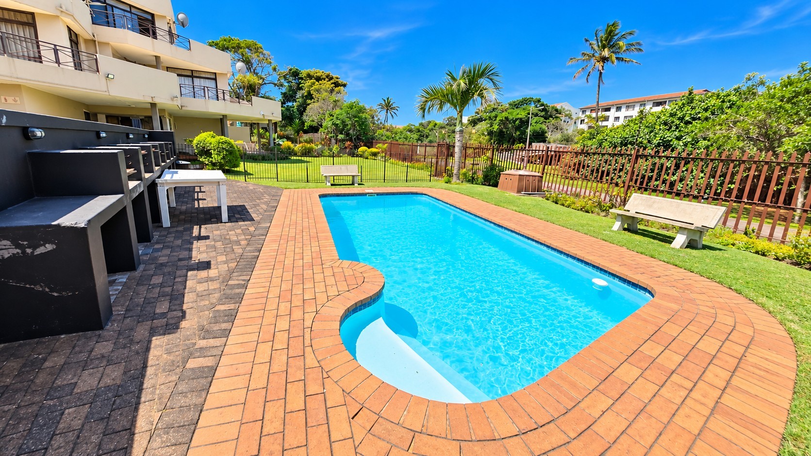 Apartment for sale in Beacon Rocks, Margate, KwaZulu Natal, 135 m²