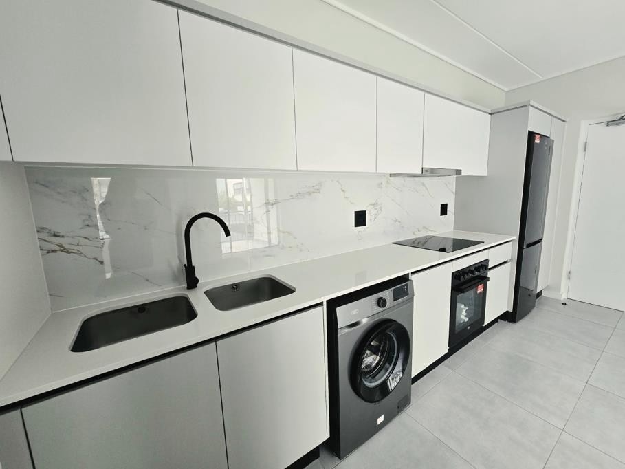 Apartment for rent in Crowthorne AH, Midrand, 55 m²