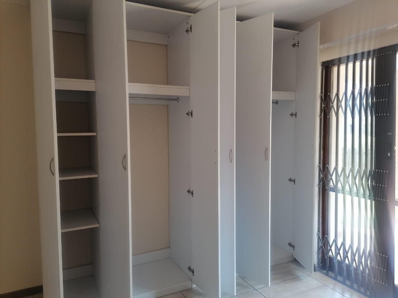 Apartment for rent in Noordwyk, Midrand, 33, PROTEA ESTATE, 121 14TH ROAD, Noordwyk, Midrand, Gauteng, 70 m²