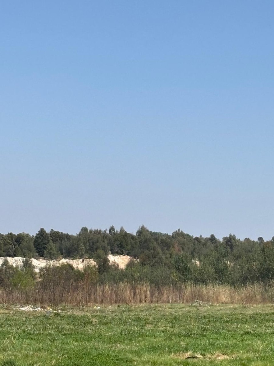 Vacant Land for sale in Witpoortjie, Roodepoort, 127197 m²