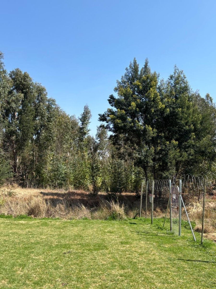 Vacant Land for sale in Witpoortjie, Roodepoort, 127197 m²