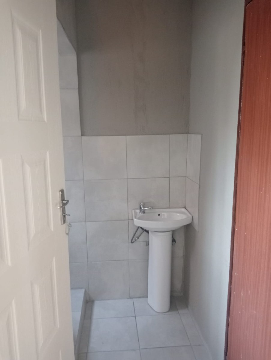 Cottage for rent in Noordwyk, Midrand, 40 m²