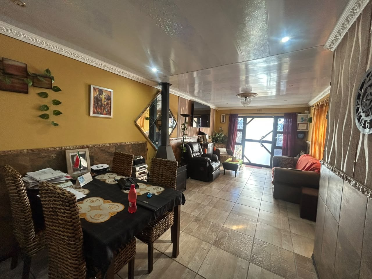 House for sale in Belhar, Cape Town, 143 m²