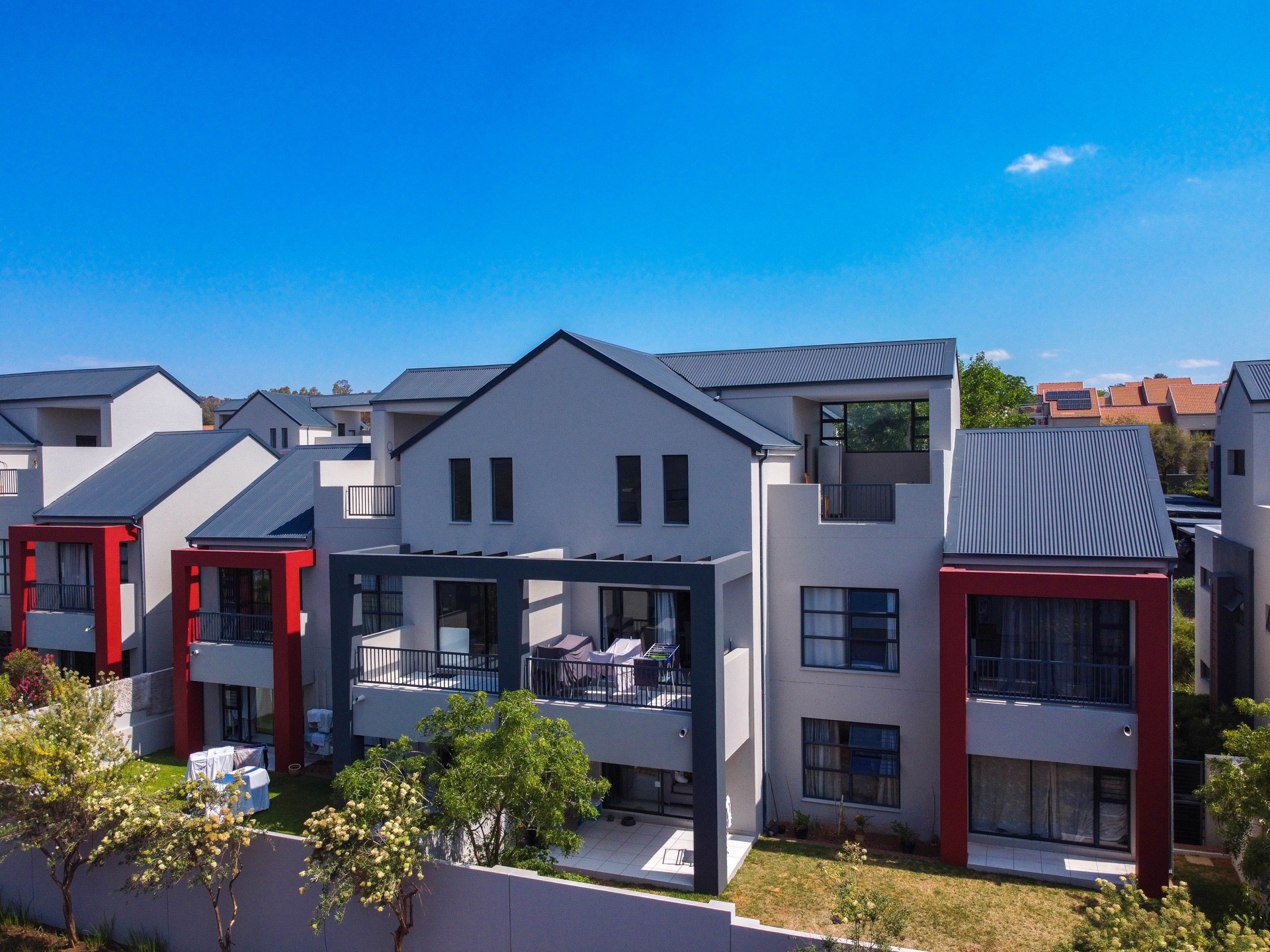 Townhouse for sale in Paulshof, Sandton, 192 m²