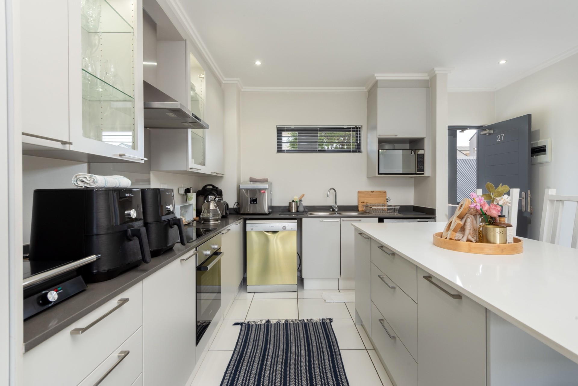Townhouse for sale in Paulshof, Sandton, 192 m²