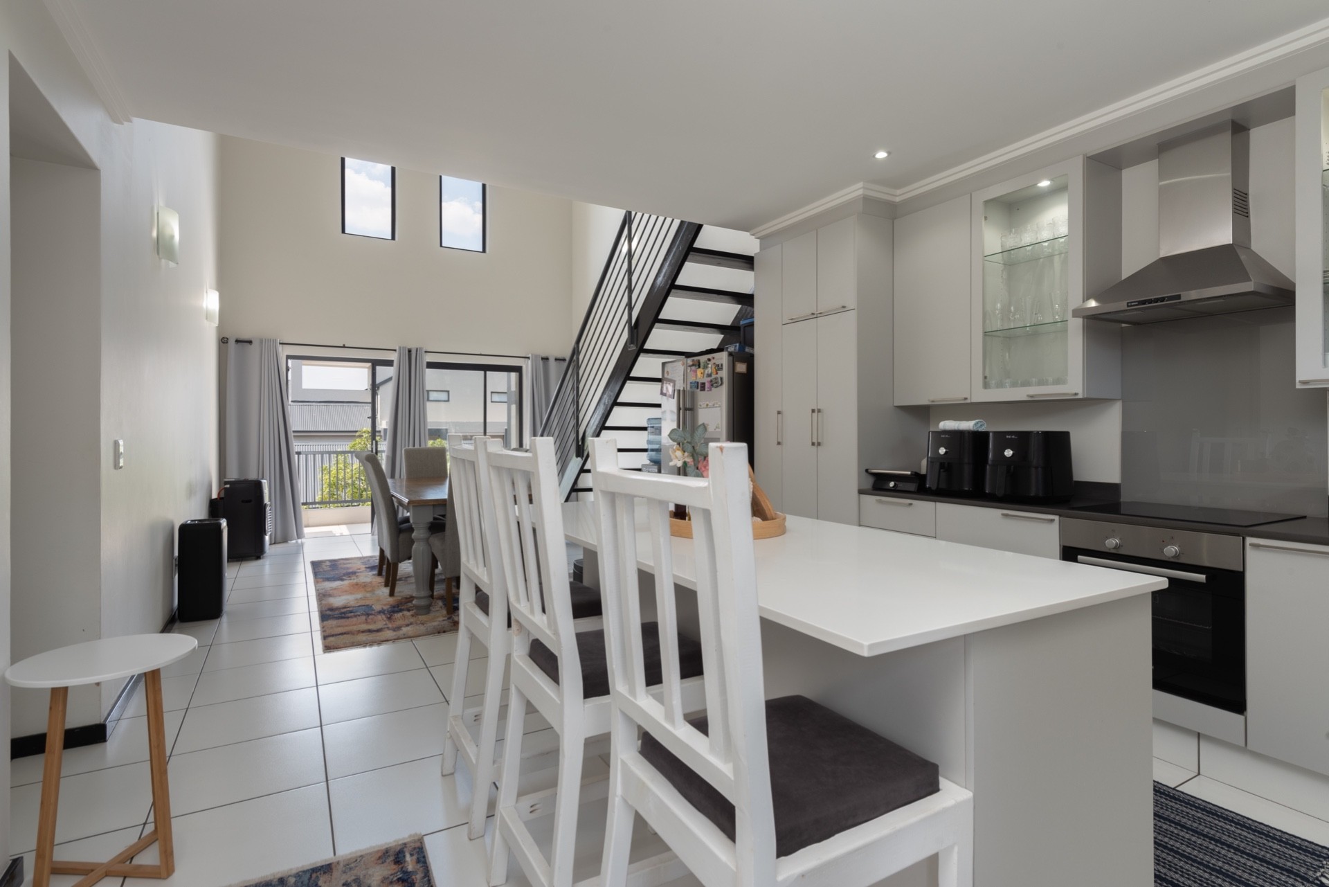 Townhouse for sale in Paulshof, Sandton, 192 m²