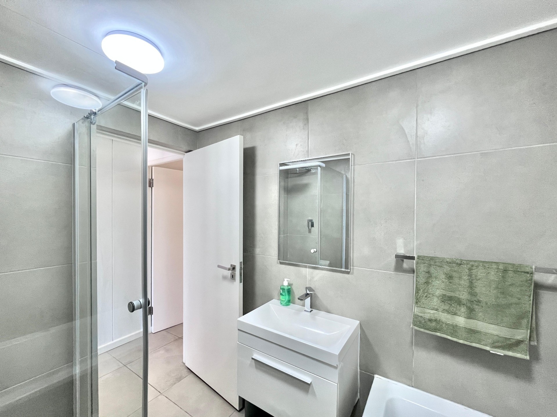 Apartment for rent in Waves Edge, Blouberg, (0th floor), Beach Break, 2 Birkenhead road, Waves Edge, Blouberg, Western Cape