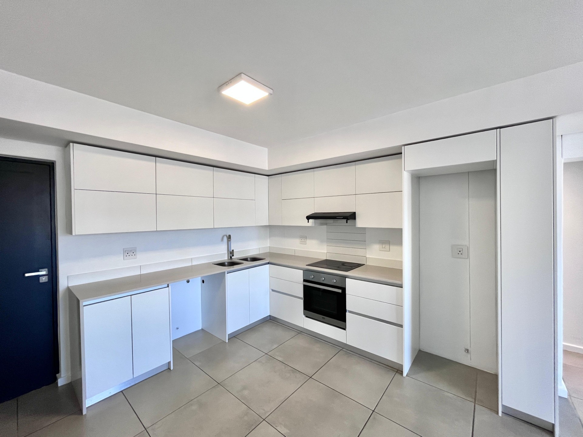 Apartment for rent in Waves Edge, Blouberg, (0th floor), Beach Break, 2 Birkenhead road, Waves Edge, Blouberg, Western Cape