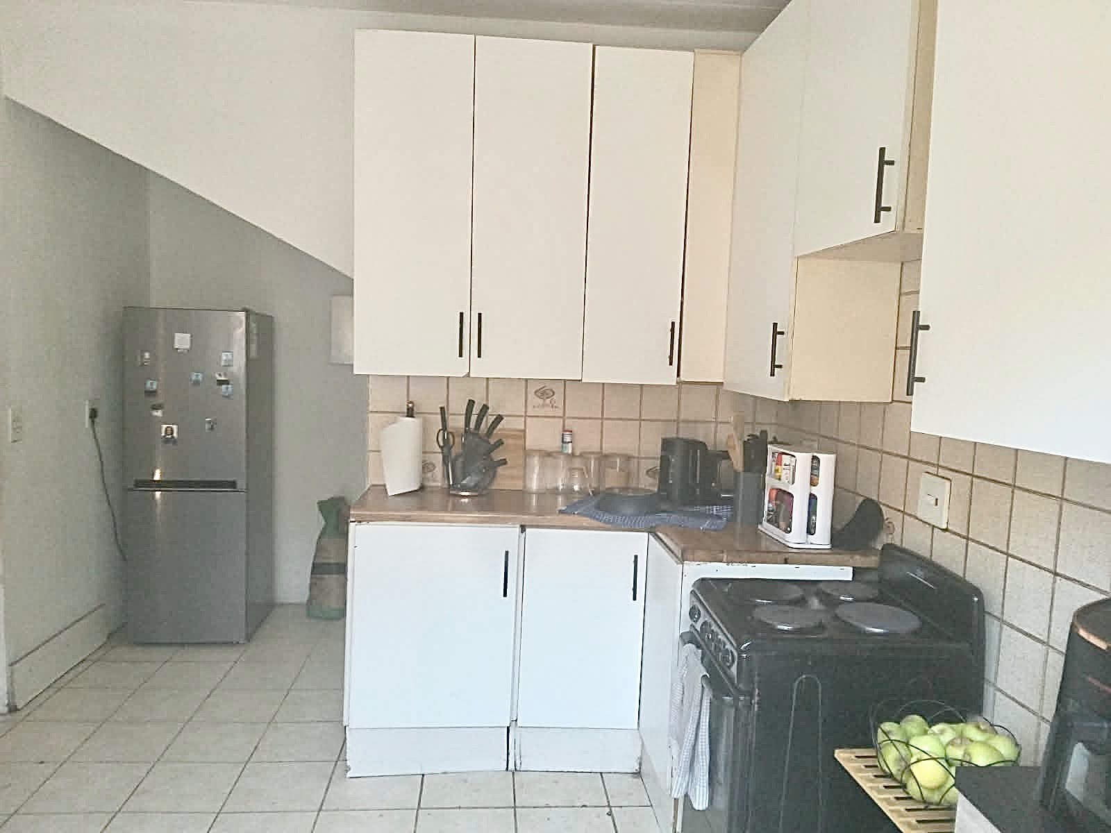 Apartment for rent in Windsor, Randburg, 144 m²
