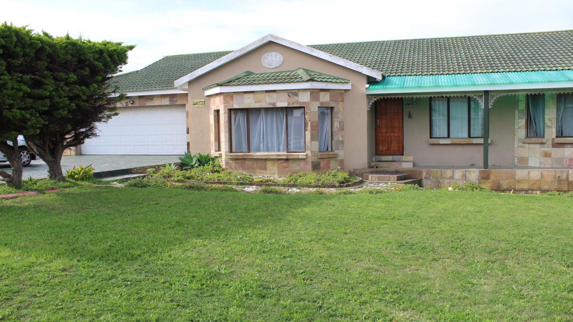 House for sale in Dana Bay, Mossel Bay, 732 m²
