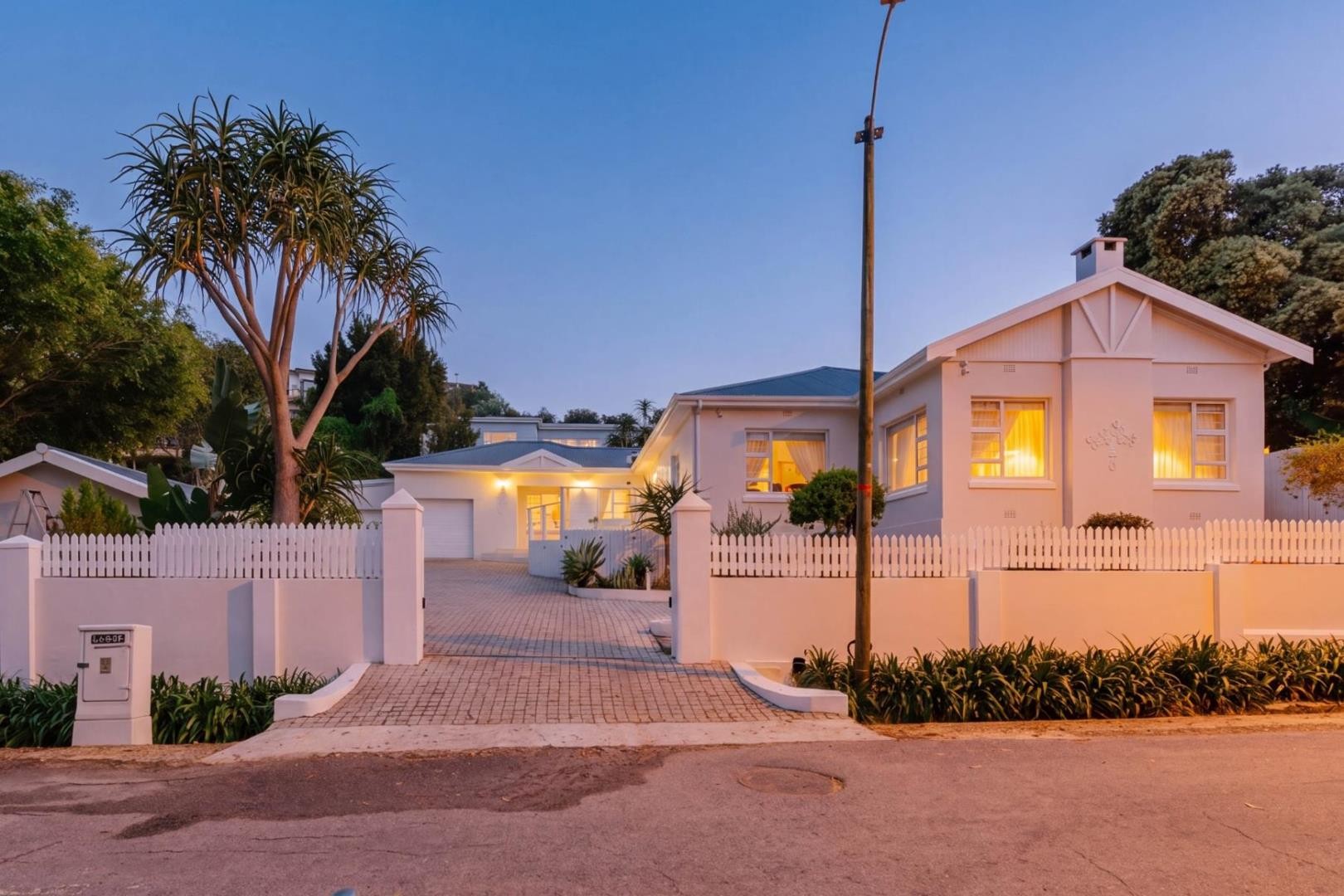 House for sale in Knysna, 264 m²