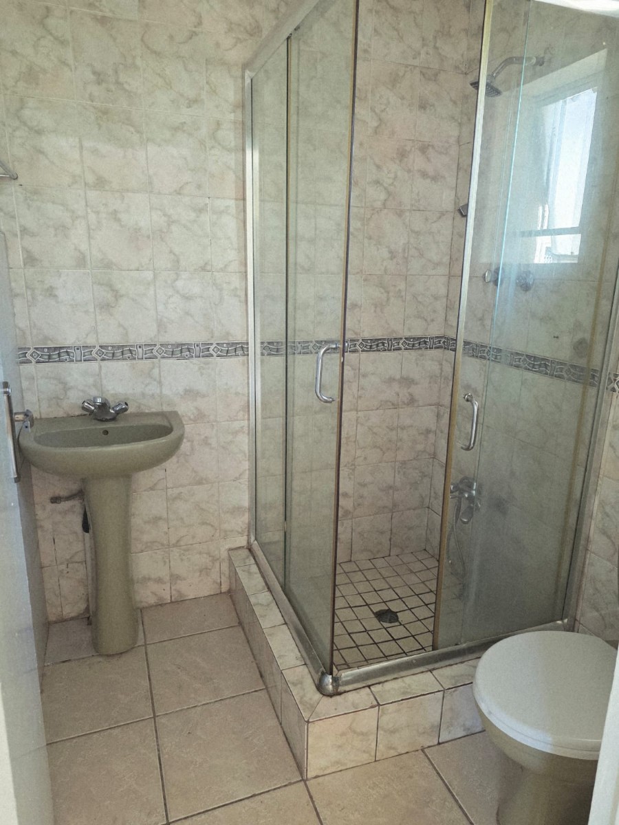 Cottage for rent in Observatory, Johannesburg