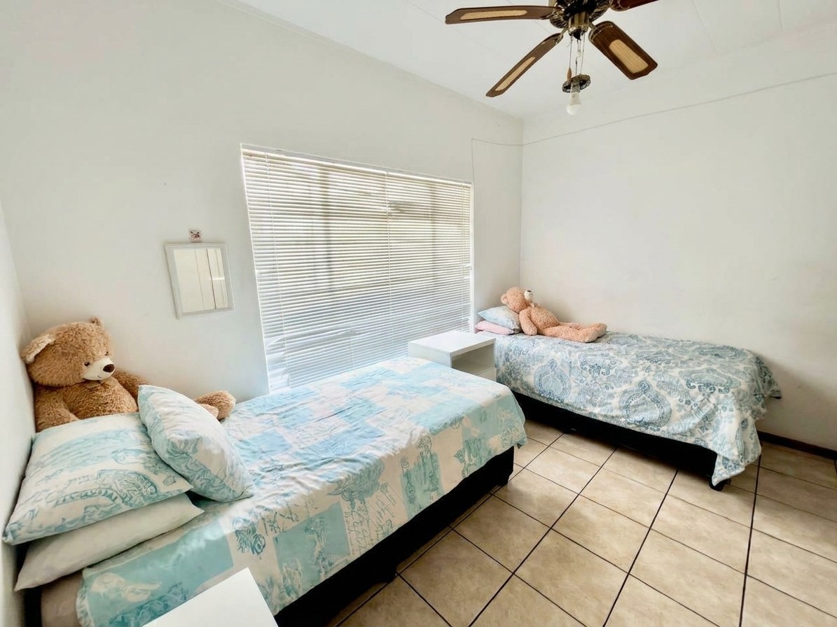 Apartment for sale in Scottsville, Pietermaritzburg, KwaZulu Natal, 78 m²