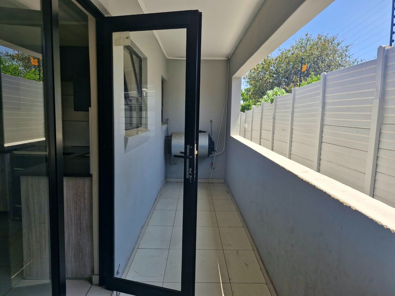 Apartment for rent in Noordwyk, Midrand, 12 08, Noordwyk, 117 lie benberg Rd, Noordwyk, Midrand, Gauteng, 50 m²