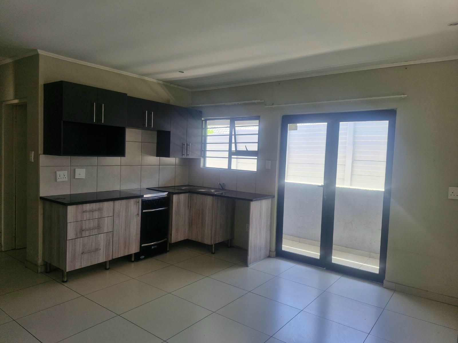 Apartment for rent in Noordwyk, Midrand, 12 08, Noordwyk, 117 lie benberg Rd, Noordwyk, Midrand, Gauteng, 50 m²