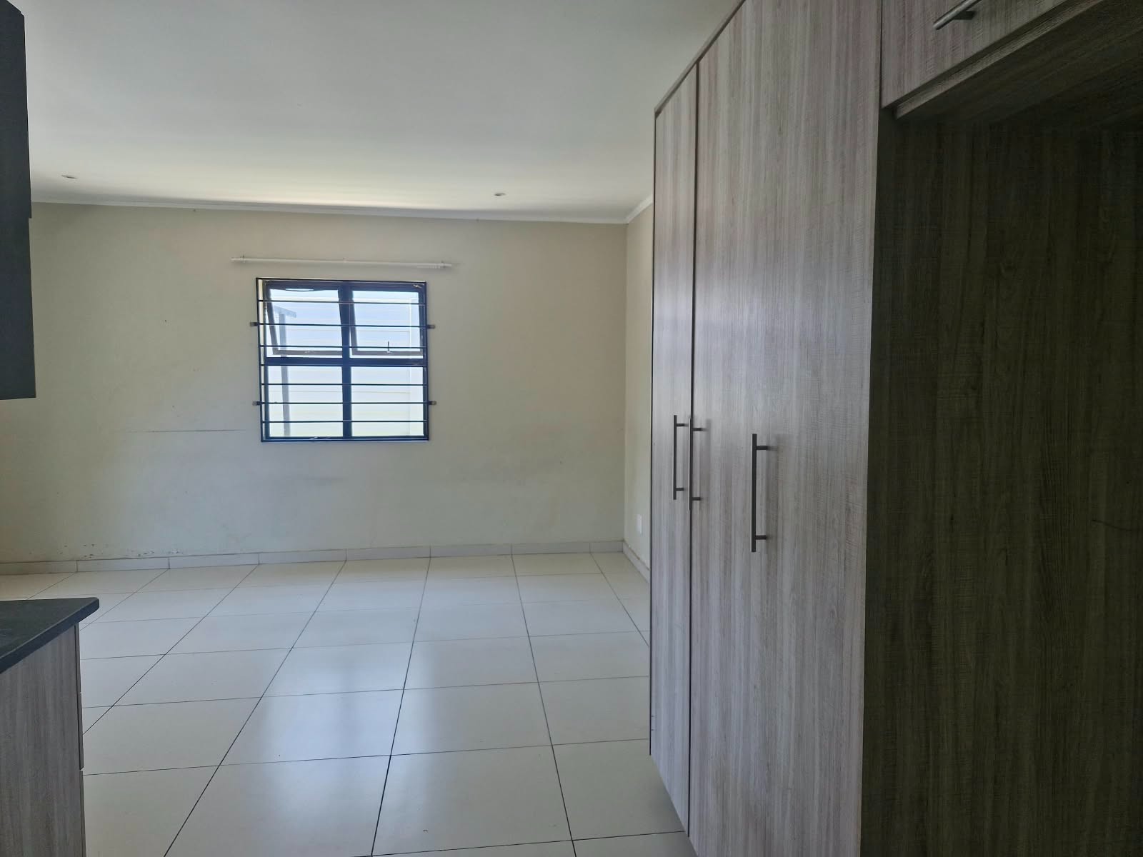 Apartment for rent in Noordwyk, Midrand, 12 08, Noordwyk, 117 lie benberg Rd, Noordwyk, Midrand, Gauteng, 50 m²