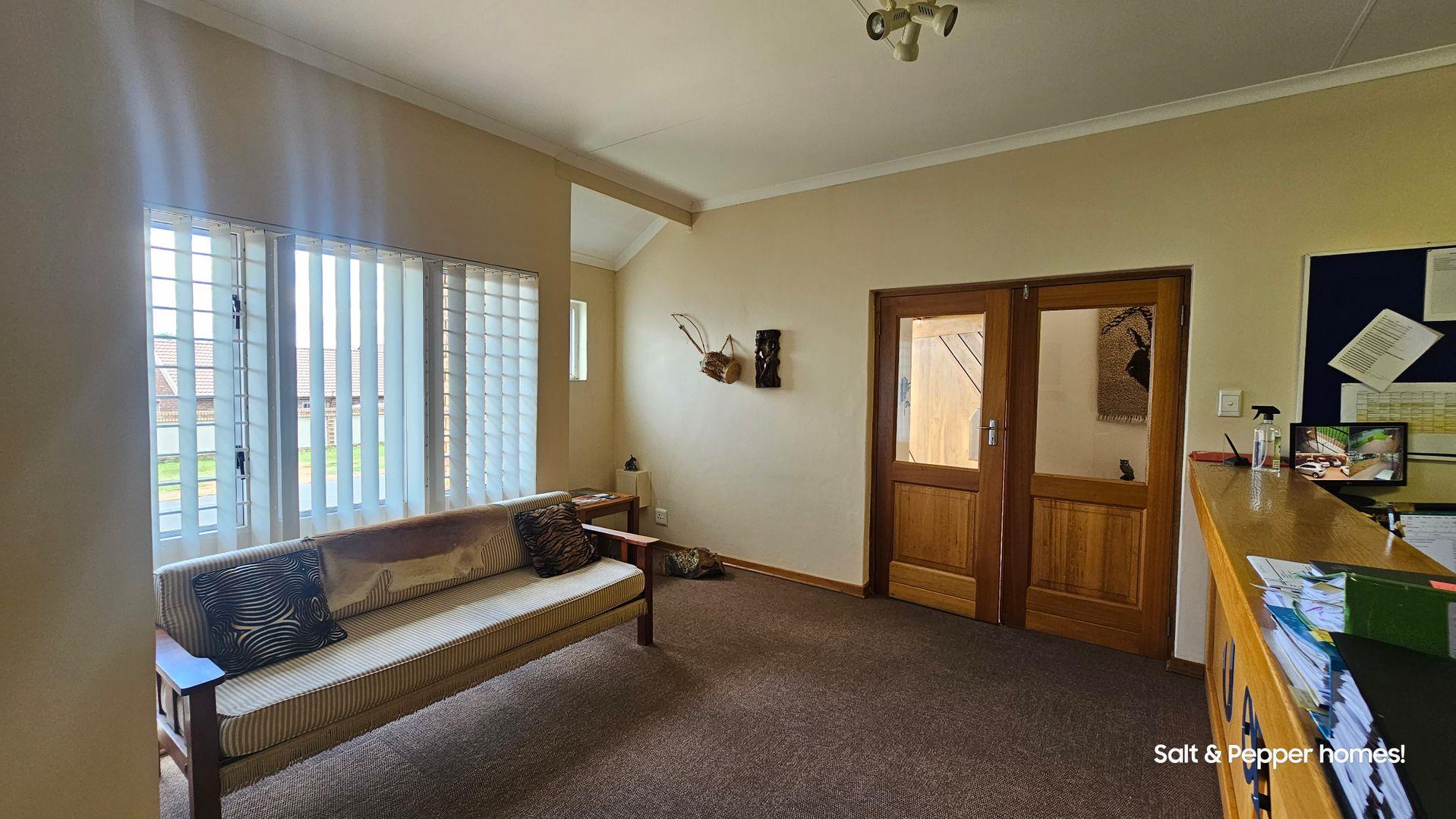 House For Sale in Magalieskruin, Pretoria