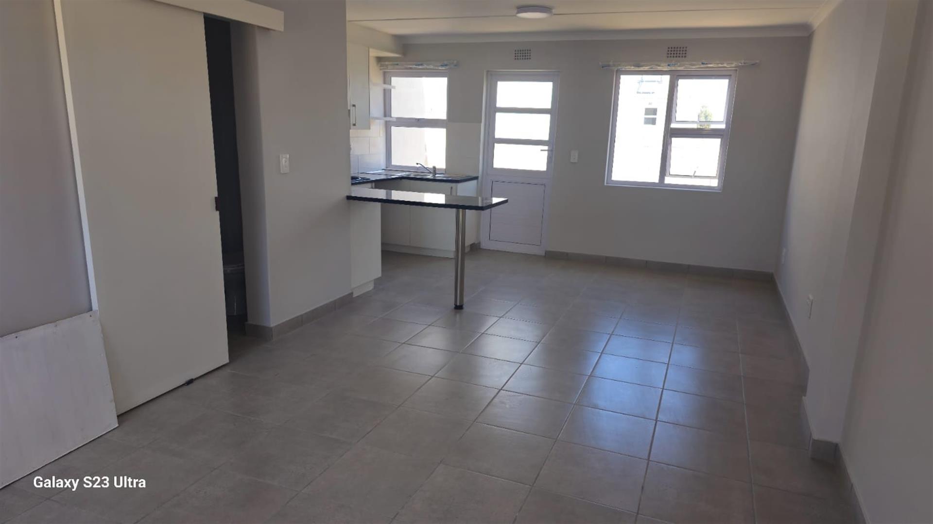 Brand New 75 sqm 2 bed Duplex   in New Development , Bardale Lifestyle Centre, Blue Downs
