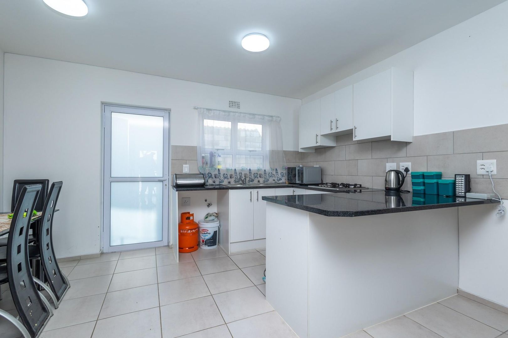 Townhouse for sale in Bardale Village, Blue Downs, 81 m²