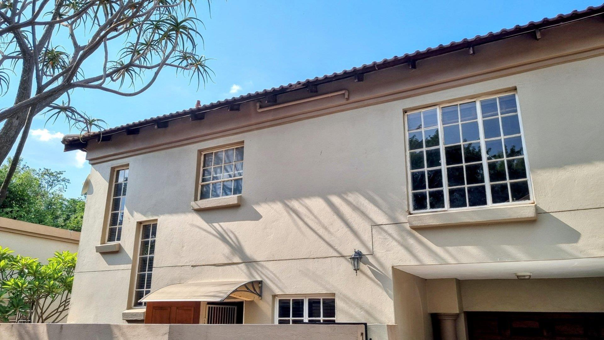Townhouse For Sale in Pretoria North, Pretoria