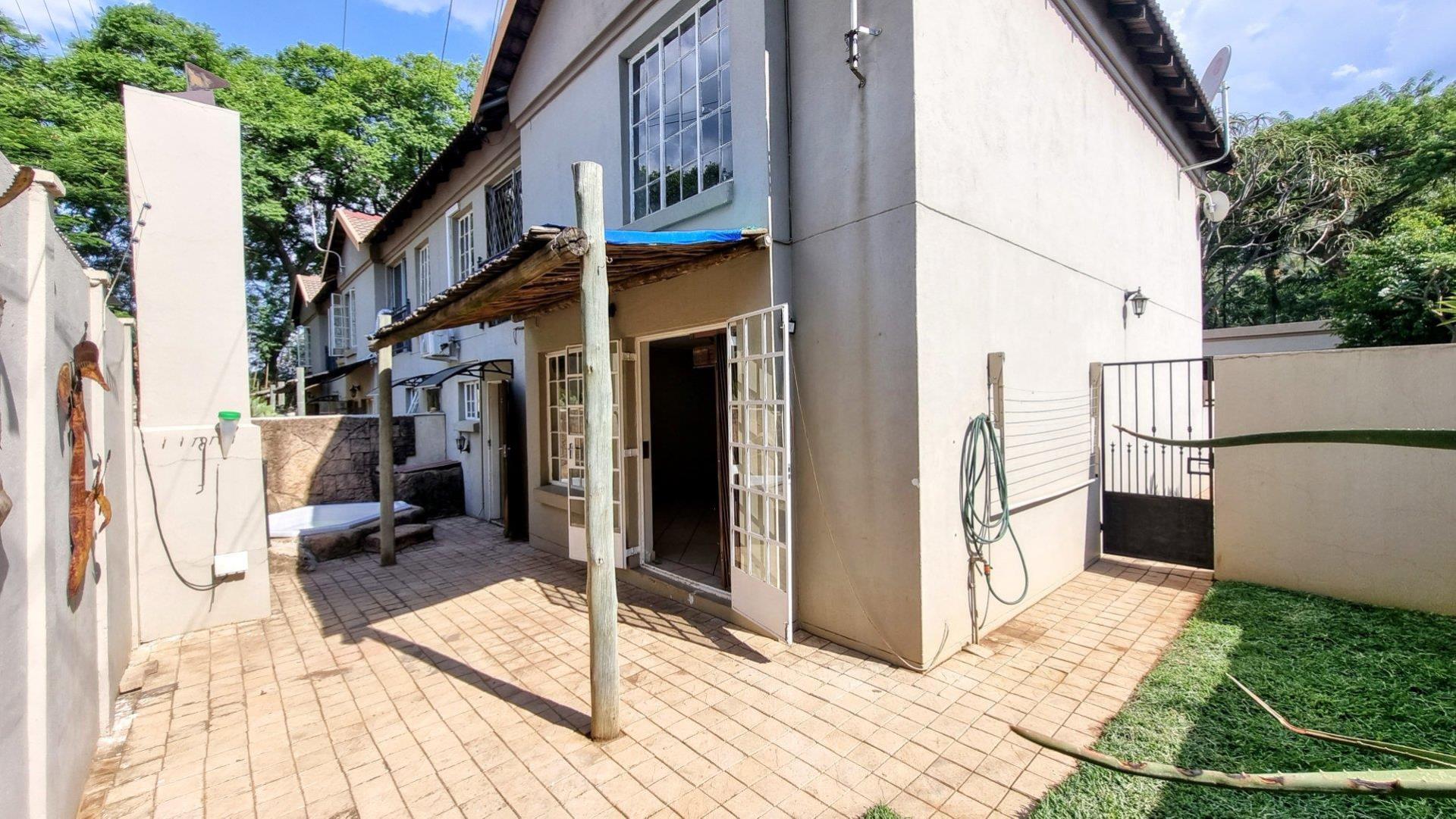 Townhouse For Sale in Pretoria North, Pretoria