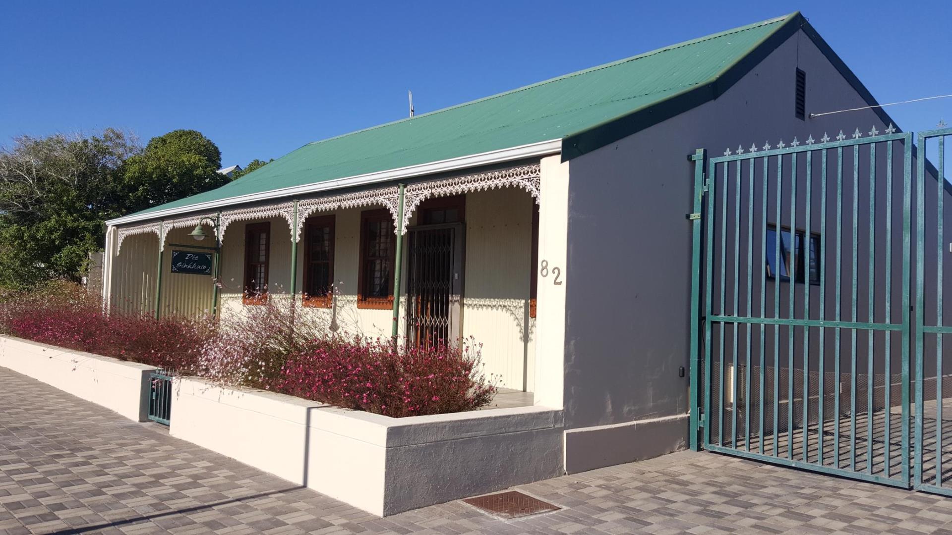 House for sale in Middedorp, Langebaan